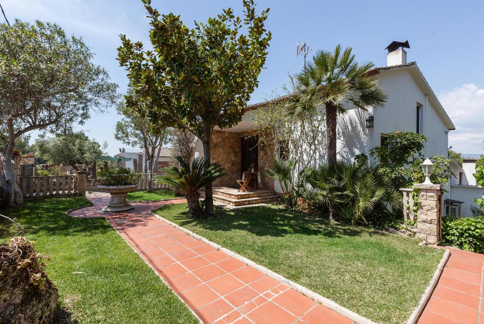 Villa Gessami Bellvei del Penedes Экстерьер фото