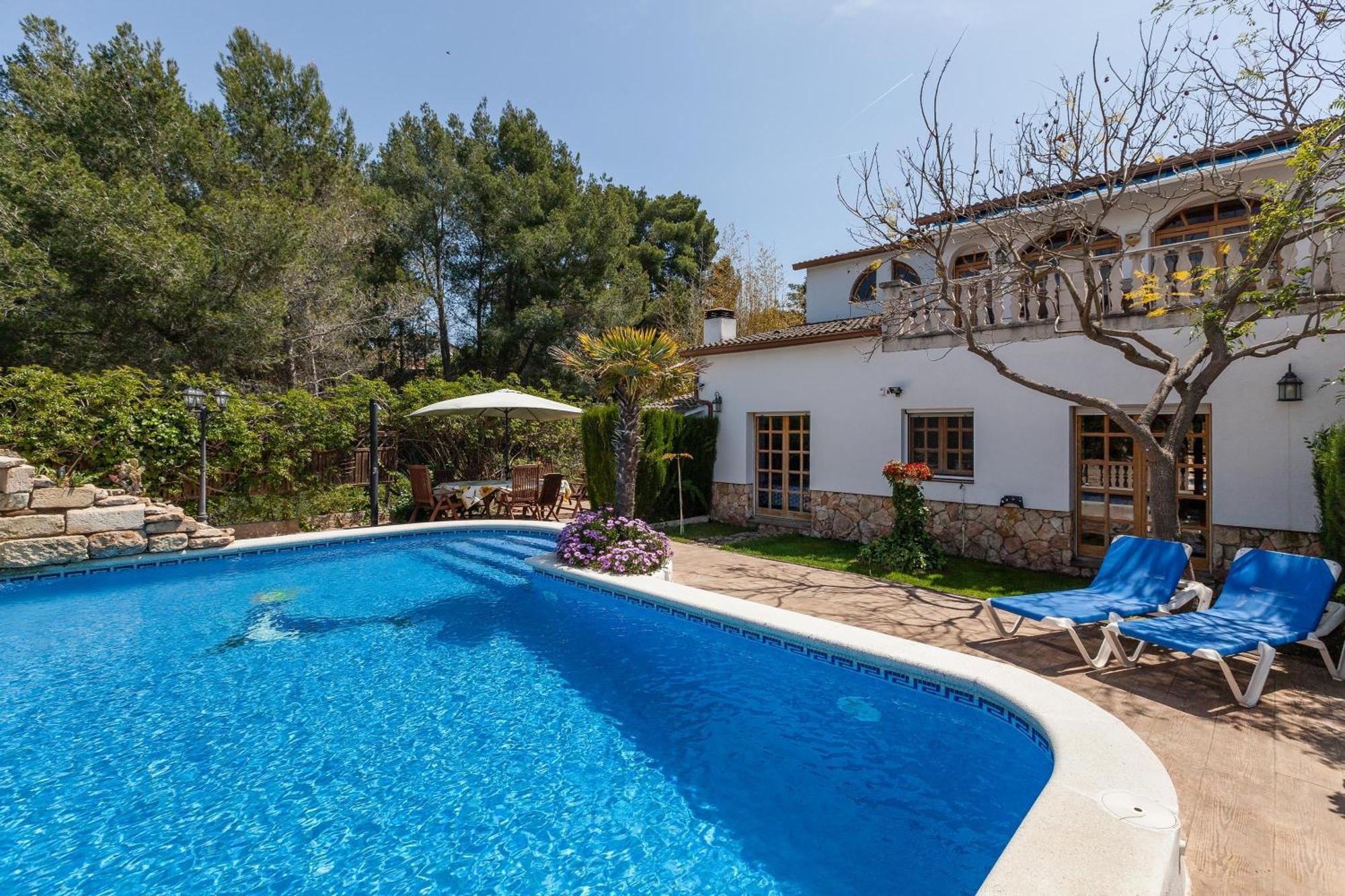 Villa Gessami Bellvei del Penedes Экстерьер фото